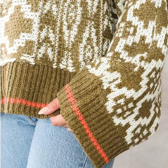 HYFVE Patterned Cowl Neck Sweater in Olive Women’s Size Large - Picture 4 of 12